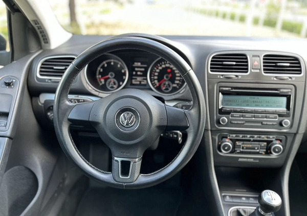 Volkswagen Golf cena 23500 przebieg: 165000, rok produkcji 2010 z Wolbrom małe 704